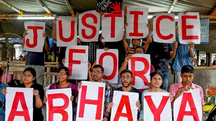 ফের কর্মবিরতির ডাক জুনিয়র চিকিৎসকদের