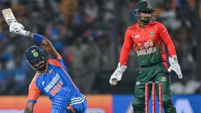 ব্যাটে-বলে ধামাল হার্দিকের!