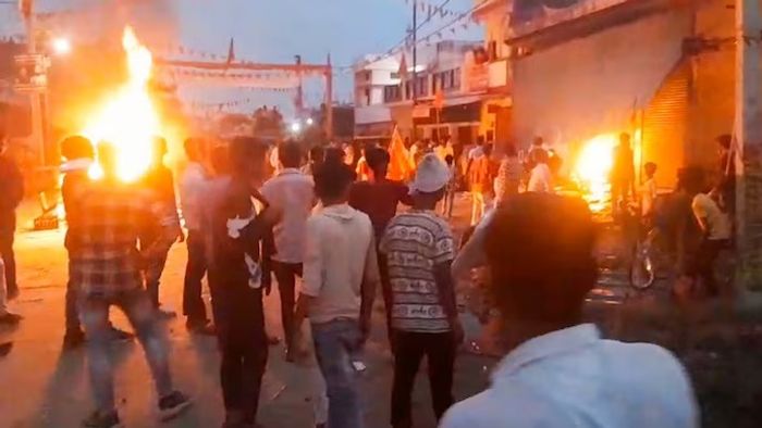 Clash in uttar pradesh