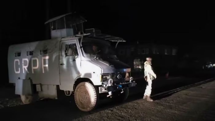 কাশ্মীরে নির্মম হত্যাকাণ্ড জঙ্গিদের।