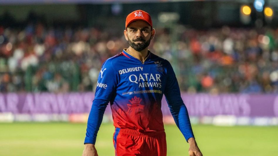 'ঘরের ছেলের' উপরেই ভরসা রাখছে RCB! ফের ক্যাপ্টেন হতে পারেন বিরাট? 'ঘরের ছেলের' উপরেই ভরসা রাখছে RCB! ফের ক্যাপ্টেন হতে পারেন বিরাট?
