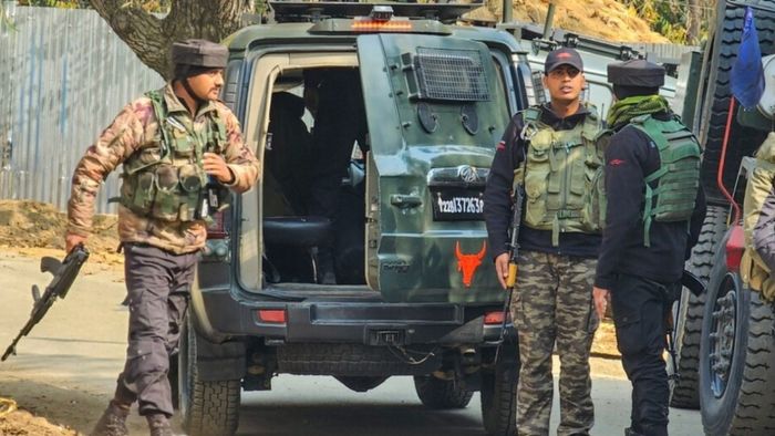 জম্মু-কাশ্মীরে সংঘর্ষ