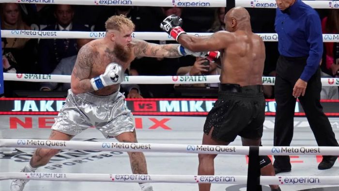 মাইক টাইসন বনাম জেক পল