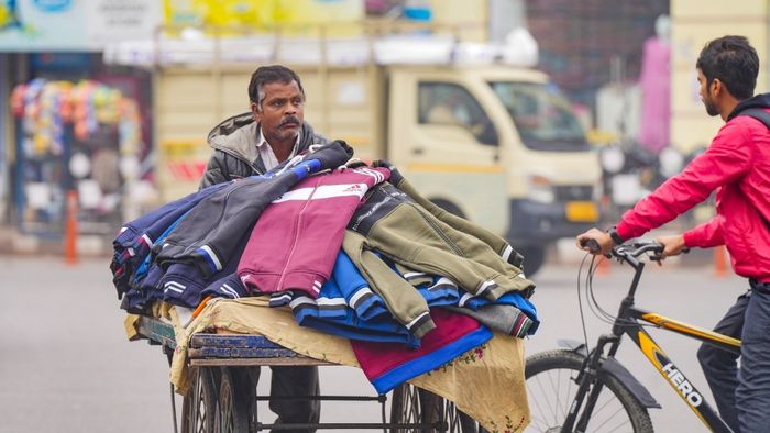 নভেম্বর শেষের পথে, আর কবে জাঁকিয়ে শীত পড়বে?