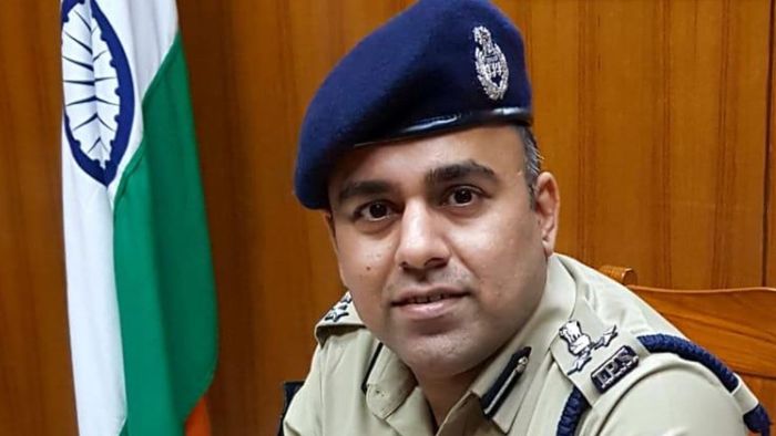 কলকাতার অ্যাডিশনাল এসপি-র পদ থেকে সরলেন মুরলী ধর, কে এলেন এই জায়গায়?