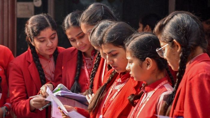 উচ্চ মাধ্যমিকের প্র্যাকটিক্যল পরীক্ষার দিন ঘোষণা, স্কুলের নিয়মবিধিও প্রকাশ সংসদের