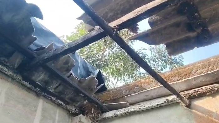 তৃণমূল নেতার বাড়িতে হামলার অভিযোগ।