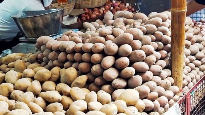 ওড়িশায় এক ধাক্কায় বাড়ল আলুর দাম, কারণ বাংলার এই সিদ্ধান্ত