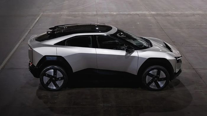 এরোপ্লেনের মতো কেবিন, ৬৮২ কিমির রেঞ্জ, মাহিন্দ্রার নয়া ইভি এসইউভি লঞ্চ