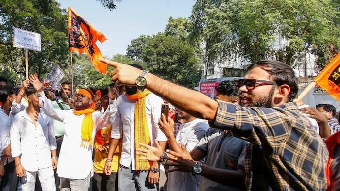 আগরতলায় বাংলাদেশি উপ-দূতাবাসে প্রতিবাদ সমাবেশ, নিন্দা করল ভারতের বিদেশমন্ত্রক