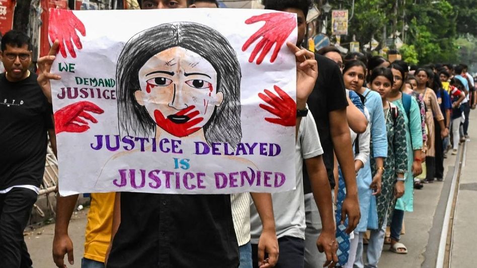 ধর্ষকদের রাসায়নিক দিয়ে নপুংসক করা হবে? মহিলা সুরক্ষায় একাধিক আবেদন সুপ্রিম কোর্টে ধর্ষকদের রাসায়নিক দিয়ে নপুংসক করা হবে? মহিলা সুরক্ষায় একাধিক আবেদন সুপ্রিম কোর্টে