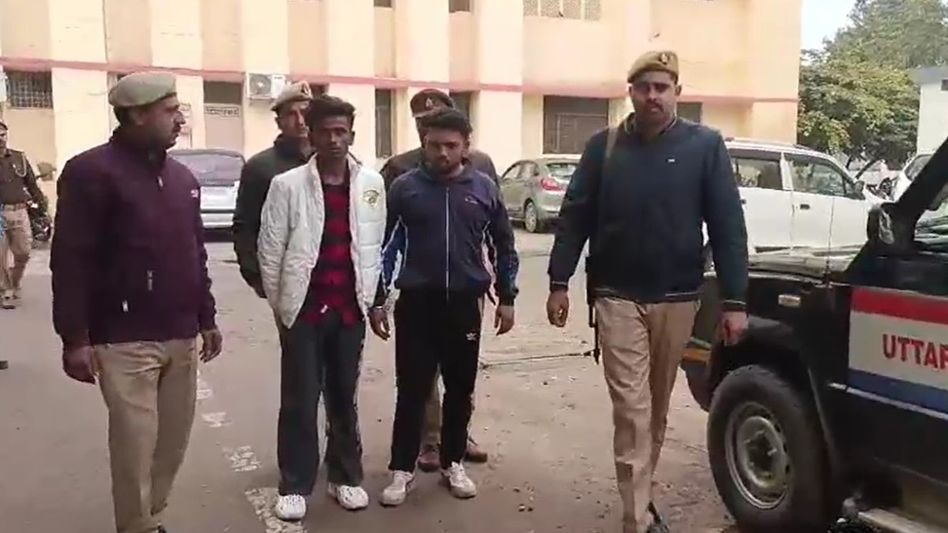 মির্জাপুর ওয়েব সিরিজের কালিন ভাইয়ার 'অনুপ্রেরণা', গলা কেটে প্রেমিকাকে খুন করল যুবক মির্জাপুর ওয়েব সিরিজের কালিন ভাইয়ার 'অনুপ্রেরণা', গলা কেটে প্রেমিকাকে খুন করল যুবক