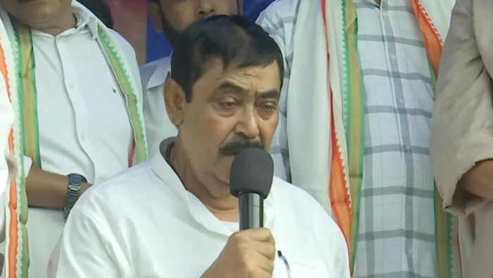 বীরভূমে বিজয়া সন্মেলনে অনুব্রত।-ফাইল ছবি