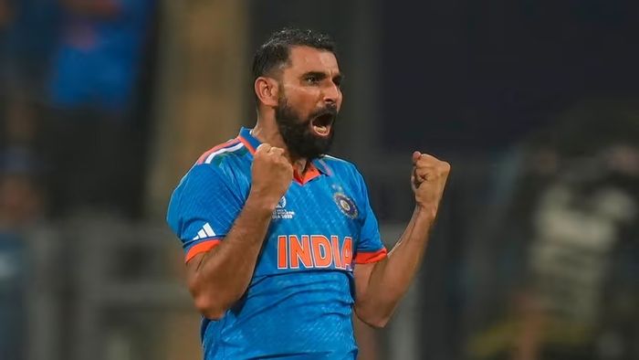 ১৪ মাস পরে ফিরলেন মহম্মদ শামি, ইংল্যান্ডের বিরুদ্ধে ভারতের T20 দলে কারা?