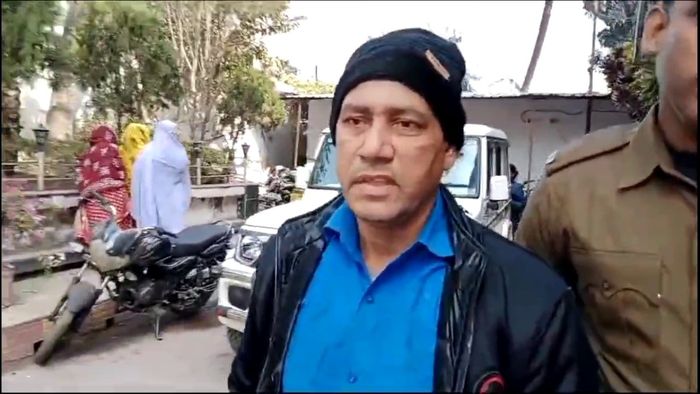 বনগাঁয়া চোরাপথে সীমান্ত পেরতে গিয়ে ধৃত ৫ বাংলাদেশি