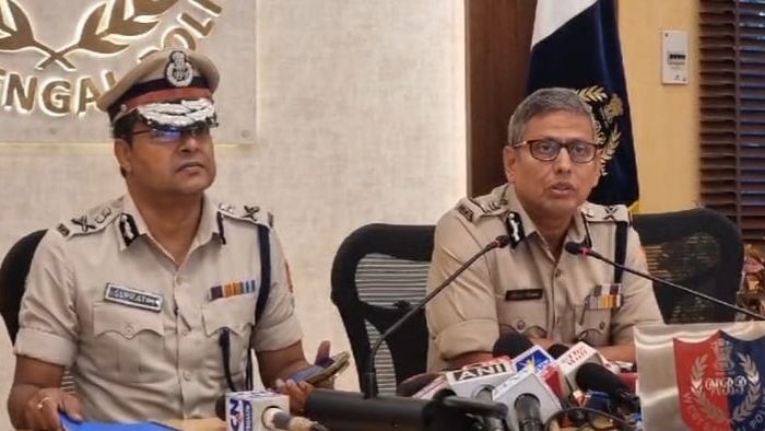 'আগে পুলিশকে লক্ষ্য করে গুলি চালায় এনকাউন্টারে নিহত সাজ্জাক' দাবি এডিজির