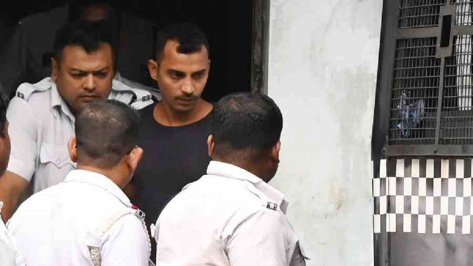 আরজি কর মামলায় সঞ্জয়ের সাজা ঘোষণা আজ, মৃত্যুদণ্ড না যাবজ্জীবন? আরজি কর মামলায় সঞ্জয়ের সাজা ঘোষণা আজ, মৃত্যুদণ্ড না যাবজ্জীবন?