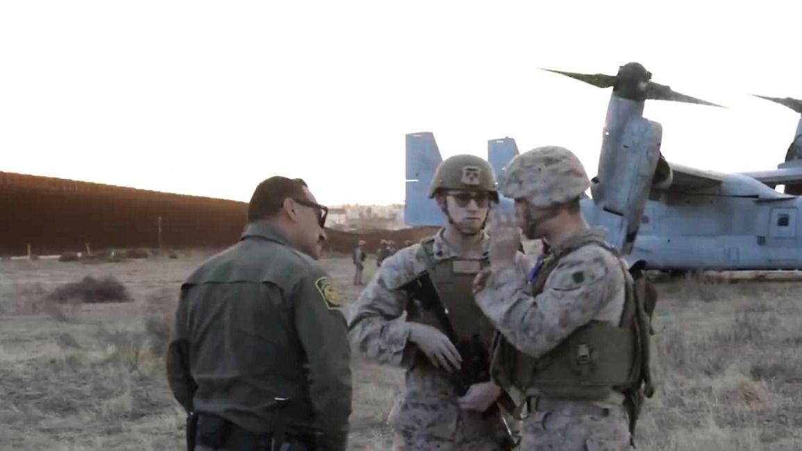 মেক্সিকোয় অনুপ্রবেশ রুখতে ১৫০০ সেনা মোতায়েন ট্রাম্পের