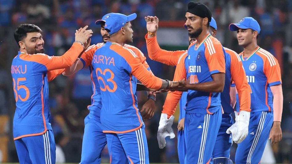 চেন্নাই ম্যাচের আগে বড় ধাক্কা ভারতের! চোট পেলেন গত ম্যাচের নায়ক চেন্নাই ম্যাচের আগে বড় ধাক্কা ভারতের! চোট পেলেন গত ম্যাচের নায়ক