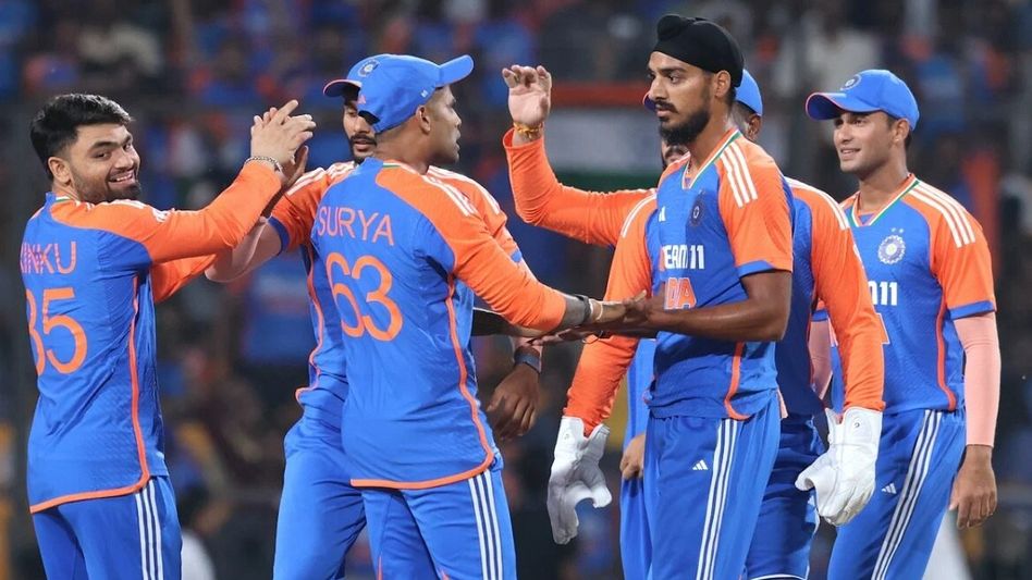 ১ ম্যাচ বাকি থাকতেই সিরিজ ভারতের, ১৫ রানে হার ইংল্যান্ডের ১ ম্যাচ বাকি থাকতেই সিরিজ ভারতের, ১৫ রানে হার ইংল্যান্ডের