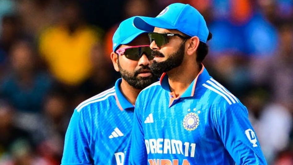 প্রথম ম্যাচেই বিরাট নেই, চ্যাম্পিয়ন্স ট্রফিতে আদৌ খেলবেন কোহলি? প্রথম ম্যাচেই বিরাট নেই, চ্যাম্পিয়ন্স ট্রফিতে আদৌ খেলবেন কোহলি?