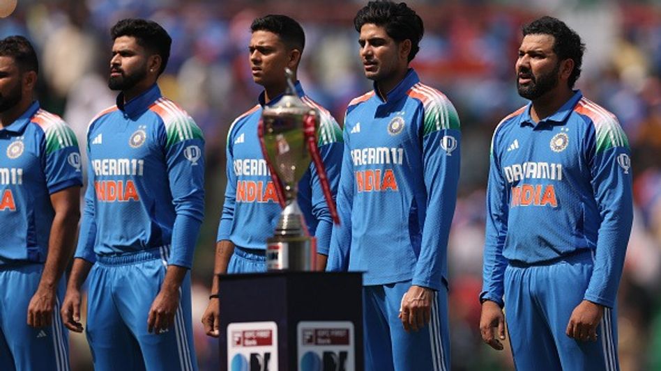 সেঞ্চুরি রোহিতের, ১ ম্যাচ বাকি থাকতেই সিরিজ ভারতের সেঞ্চুরি রোহিতের, ১ ম্যাচ বাকি থাকতেই সিরিজ ভারতের