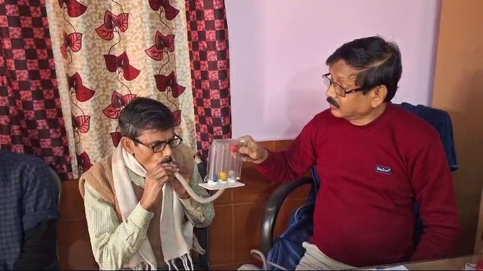 বাঁকুড়াবাসীর কাছে ভগবান ডাক্তার ধল্ল