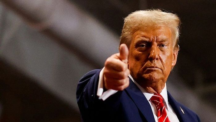 US কোম্পানিগুলি এখন ভারতীয় গ্র্যাজুয়েটদের নিয়োগ করতে পারবে, দাবি ট্রাম্পের