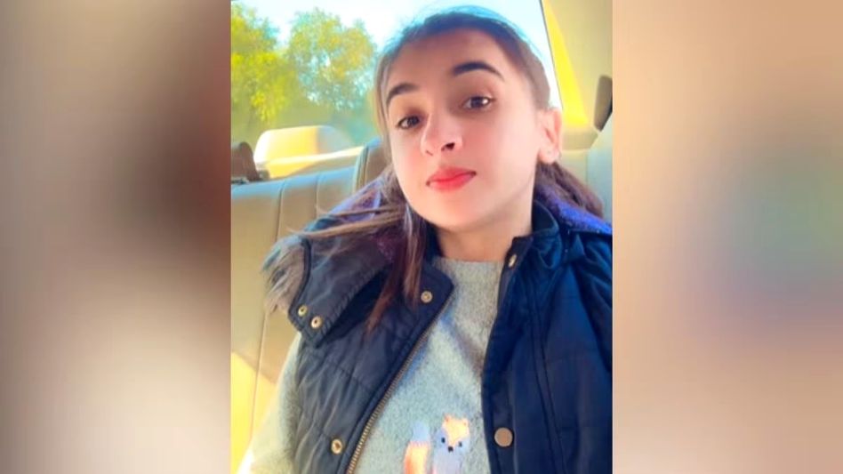 কংগ্রেস নেত্রীর গলায় চার্জারের তার পেঁচিয়ে খুন করে সচিন, ট্রলি ব্যাগে ভরে... কংগ্রেস নেত্রীর গলায় চার্জারের তার পেঁচিয়ে খুন করে সচিন, ট্রলি ব্যাগে ভরে...