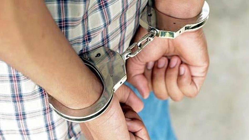 কর্নাটকে ইজরায়েলি তরুণী-সহ দুই মহিলাকে গণধর্ষণ, এক পর্যটকের মৃত্যু, গ্রেফতার ২ কর্নাটকে ইজরায়েলি তরুণী-সহ দুই মহিলাকে গণধর্ষণ, এক পর্যটকের মৃত্যু, গ্রেফতার ২