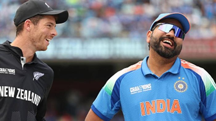 রোহিত শর্মা ও মিশেল স্যান্টনার