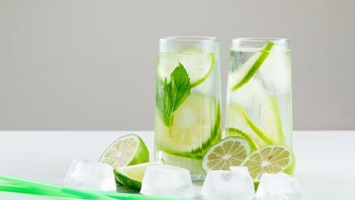 গরমে নিন সহজলভ্য এই পাওয়ার ড্রিঙ্ক শরীর থাকবে 'ফিট অ্যান্ড কুল'