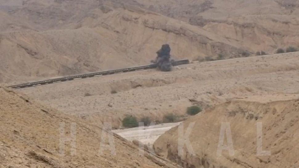 বেলুচিস্তানে ১০০ জনেরও বেশি বন্দির মৃতদেহ উদ্ধার, Pak সেনাবাহিনী তথ্য গোপন করছে?