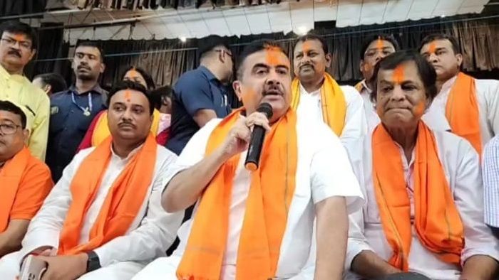 হলদিয়ায় সাংবাদিক বৈঠকে শুভেন্দু অধিকারী