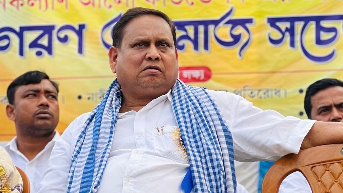 বিতর্কিত মন্তব্য করে বিপাকে হুমায়ুন, শোকজ করল তৃণমূল