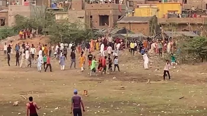 দোলে বীরভূমের সাঁইথিয়ায় দুই গোষ্ঠীর মধ্যে মারামারি, সোমবার পর্যন্ত ইন্টারনেট বন্ধ