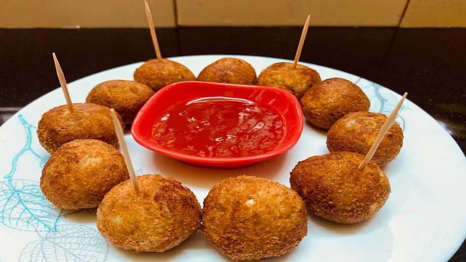 স্বাদের পাশাপাশি স্বাস্থ্যকর, এই কায়দায় বানান মুখরোচক এগ ললিপপ, সহজ রেসিপি