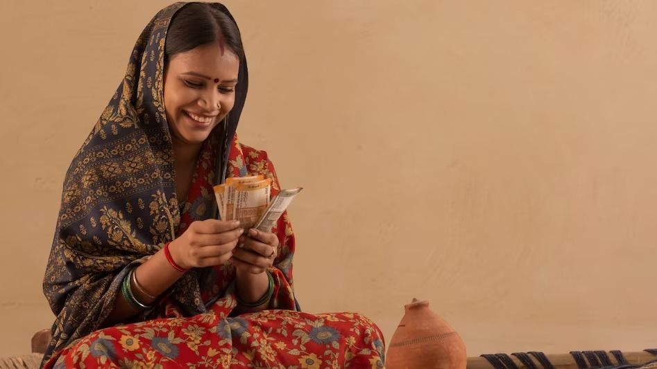 সুকন্যা সমৃদ্ধি না মহিলা সম্মান সেভিংস, কোনটা করলে বেশি লাভ তুলতে পারবেন?