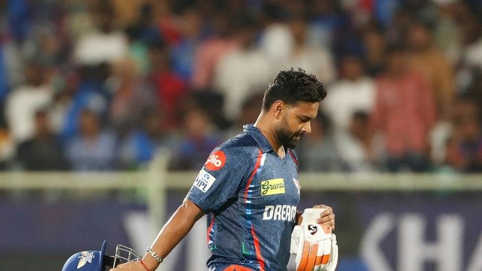 ২৭ কোটির ডাক! শূন্য রানে আউট হতেই সোশ্যাল মিডিয়ায় ট্রল-মিমের শিকার ঋষভ পন্ত