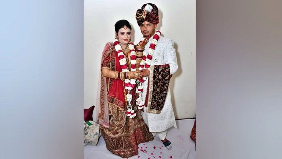 উপহারের টাকায় সুপারি, প্রেমিকের সঙ্গে ষড়যন্ত্র করে নতুন বরকে খুন করাল বধূ উপহারের টাকায় সুপারি, প্রেমিকের সঙ্গে ষড়যন্ত্র করে নতুন বরকে খুন করাল বধূ