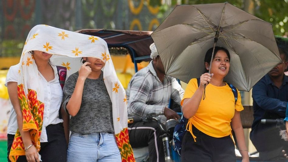 ৩ জেলায় তাপপ্রবাহের সতর্কতা, বৃষ্টির কী পূর্বাভাস? ৩ জেলায় তাপপ্রবাহের সতর্কতা, বৃষ্টির কী পূর্বাভাস?