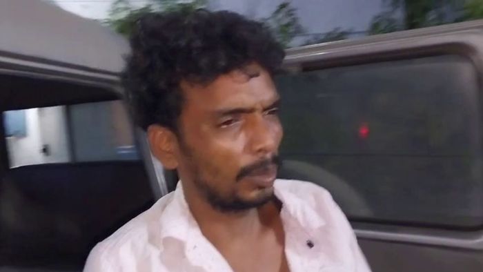 নাবালিকা মেয়ে দিনের পর দিন ধর্ষণ সৎ বাবার