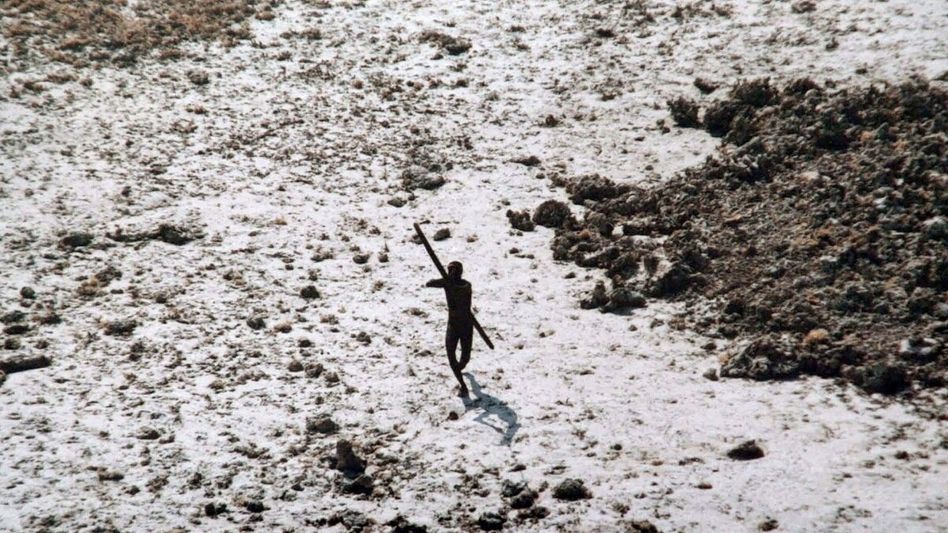 আন্দামানের নিষিদ্ধ দ্বীপে লুকিয়ে মার্কিন যুবক, দুঃসাহসিক যাত্রার পর গ্রেফতার আন্দামানের নিষিদ্ধ দ্বীপে লুকিয়ে মার্কিন যুবক, দুঃসাহসিক যাত্রার পর গ্রেফতার