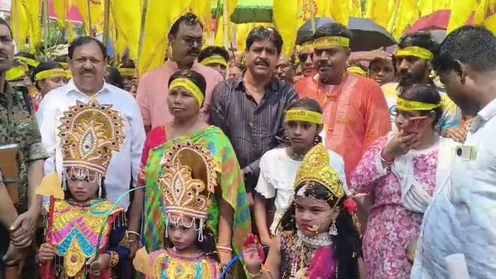 রামনবমীর মিছিলে শওকত মোল্লা।-ফাইল ছবি