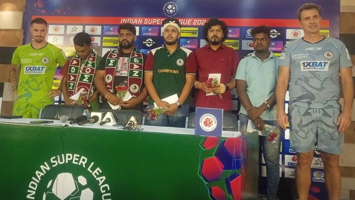 আহত সমর্থকদের পাসদে মোহনবাগান