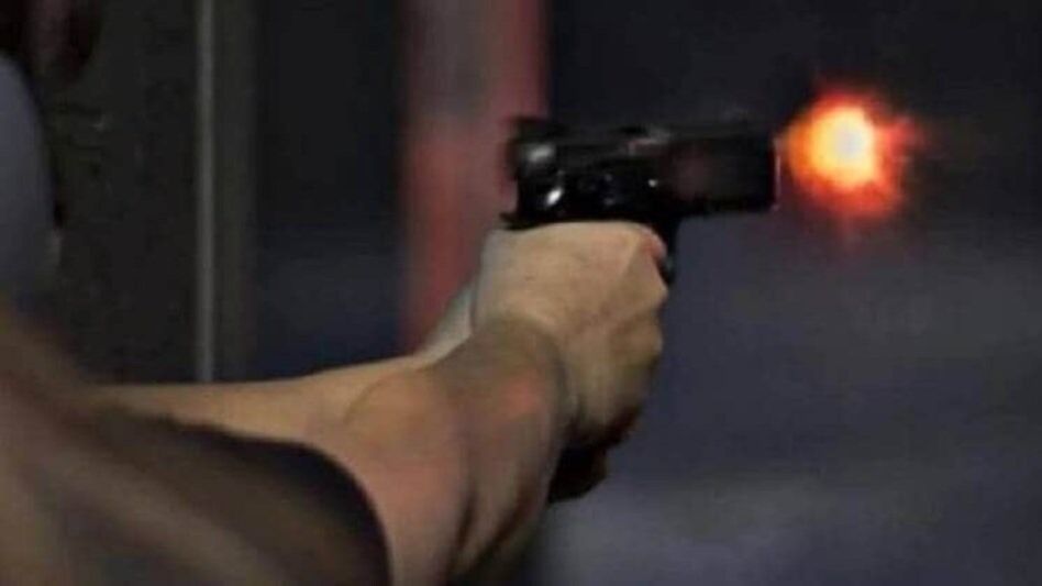 বিজেপি কর্মীকে লক্ষ্য করে গুলি, গাইঘাটায় দুষ্কৃতী হামলা   বিজেপি কর্মীকে লক্ষ্য করে গুলি, গাইঘাটায় দুষ্কৃতী হামলা