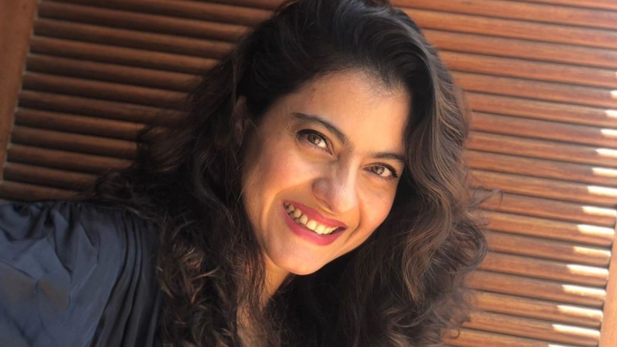 ইন্ডাস্ট্রিতে ঢুকেই কেন পদবী ব্যবহার ছেড়েছিলেন কাজল? খোলসা করলেন অভিনেত্রী  