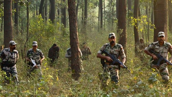 অ্যান্টি নকশাল অপারেশন।-এআই ছবি