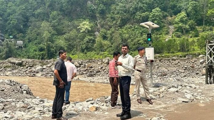 চুঙ্গথাং-লাচুং রোড ব্লক খুলছে, লাচেন থেকে পর্যটক উদ্ধার প্রক্রিয়া শুরু কাল