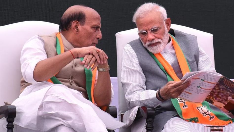 বড় কিছু হতে চলেছে? সেনাপ্রধানের পর প্রতিরক্ষামন্ত্রীর সঙ্গেও বৈঠক করলেন প্রধানমন্ত্রী মোদী বড় কিছু হতে চলেছে? সেনাপ্রধানের পর প্রতিরক্ষামন্ত্রীর সঙ্গেও বৈঠক করলেন প্রধানমন্ত্রী মোদী